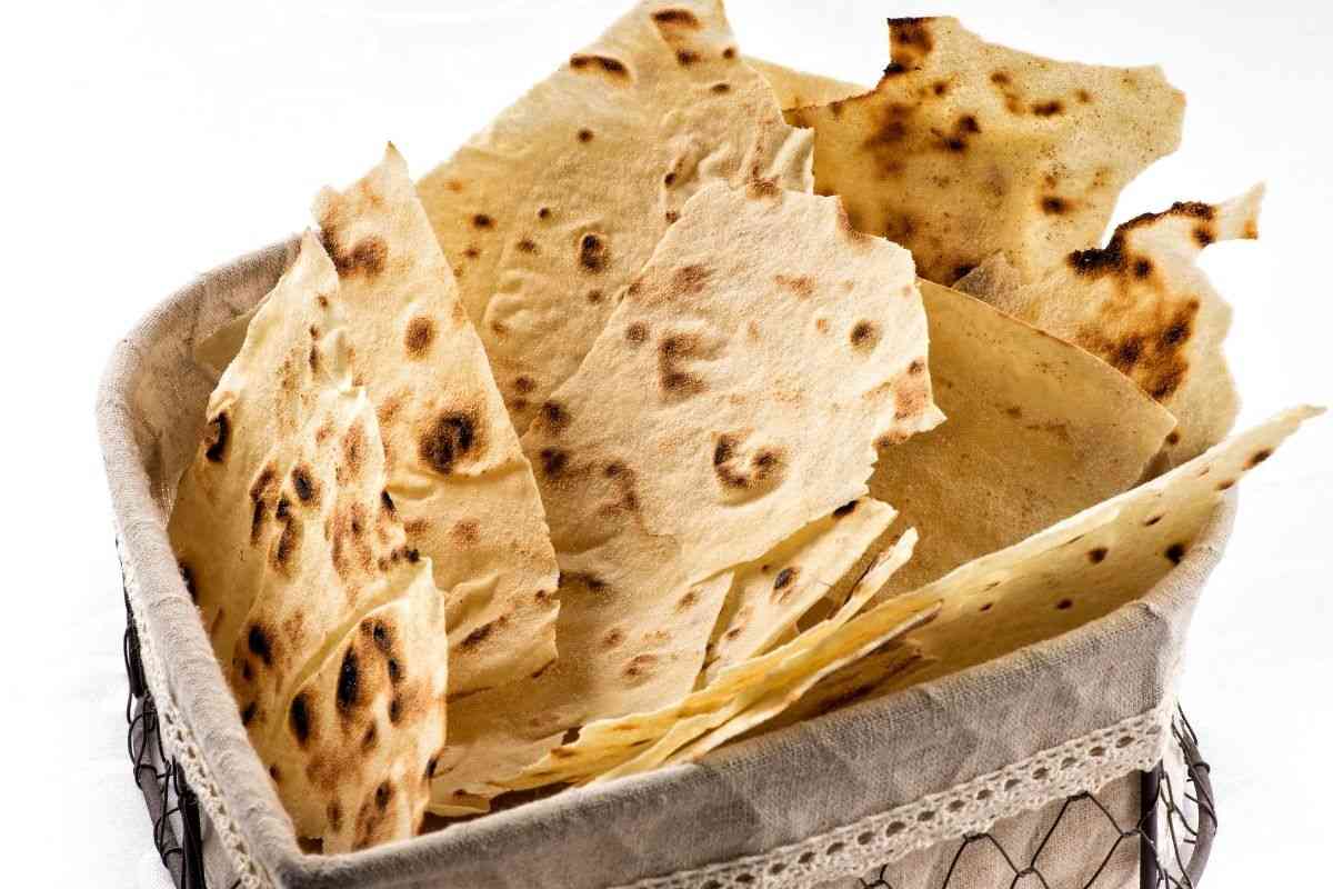 Il pane carasau buono e leggero
