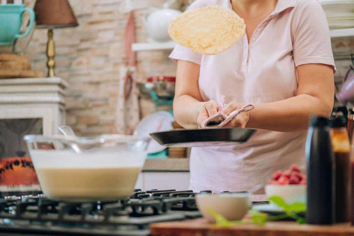 crepes di ceci con besciamella e crema di baccalà