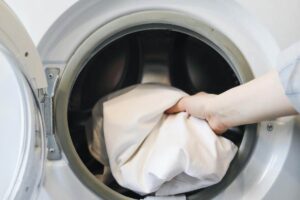 Cose da non mettere in lavatrice elenco completo