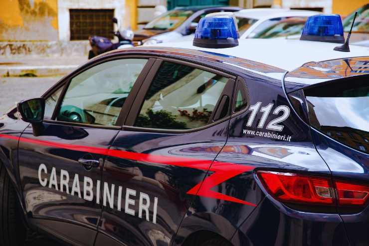 vettura carabinieri